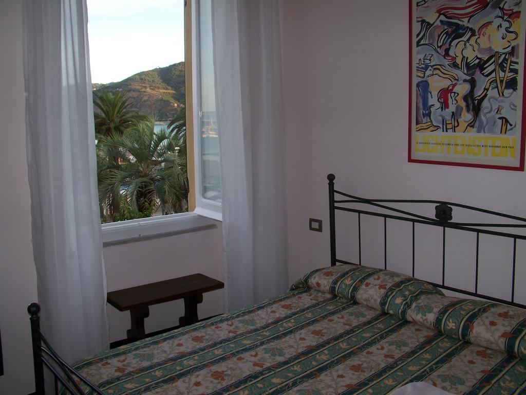 B&B Portobello เซสตรี เลวานเต ห้อง รูปภาพ